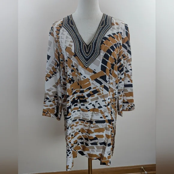 Dennis Basso Women's Size Small Abstract V-Neck Tunic in Black, Brown, and White - Picture 12 of 12